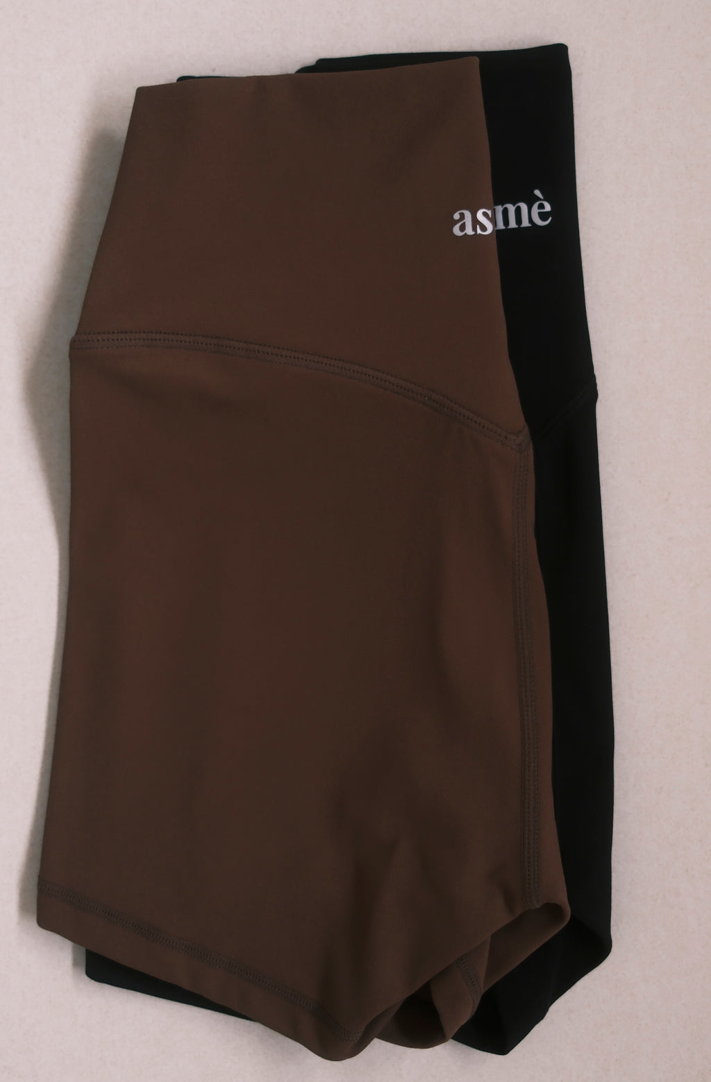 Ease Short